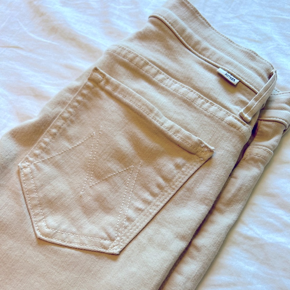 MOTHER Weekender Fray Jeans